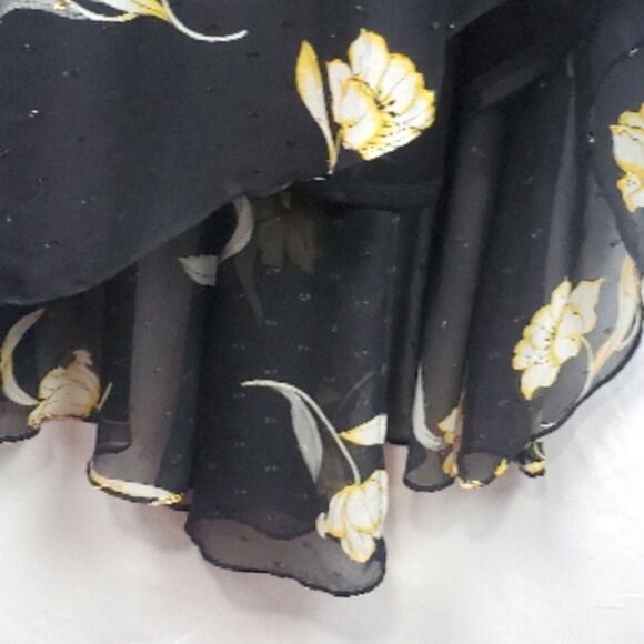 WHITE HOUSE BLACK MARKET Dress - Picture 7 of 9